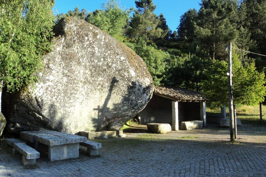 Casa Oeste Sabugueiro  Esterno foto